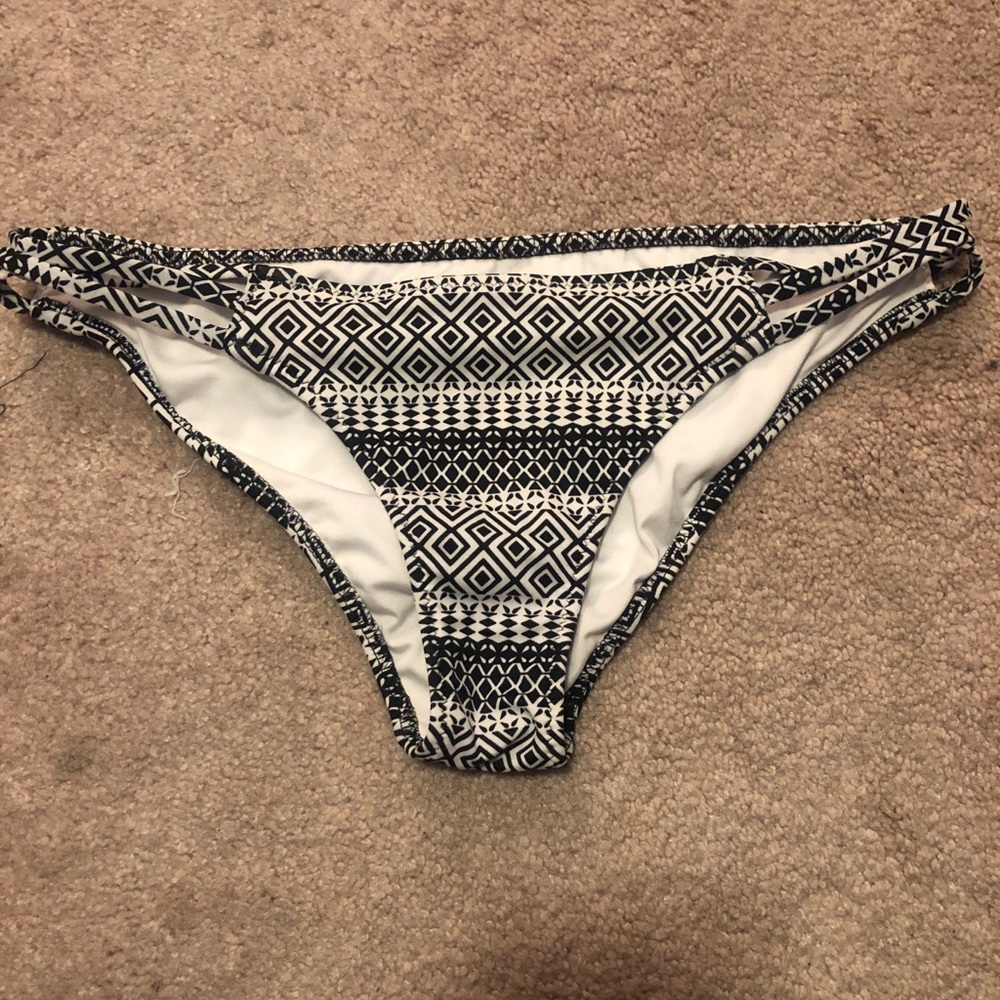 Victoria’s Secret bikini bottoms